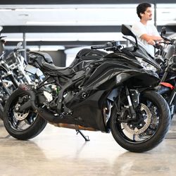 2024 KAWASAKI NINJA ZX4RR
