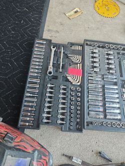 Kobalt Mechanics Tool Set (3-tray / 3-drawer layout