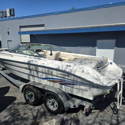 1996 Searay Signature 210 