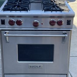 WOLF PROFESSIONAL STOVE 30”