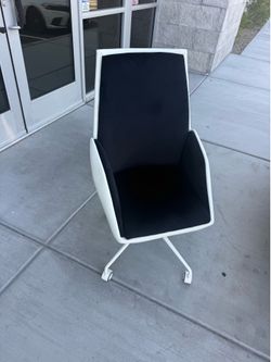 Computer gaming office chair. New