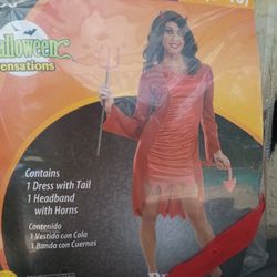 Devil Woman Costume NEW Med