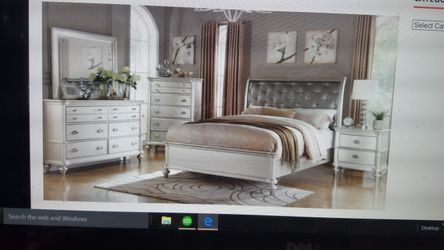 All seven pc bedroom set brand new