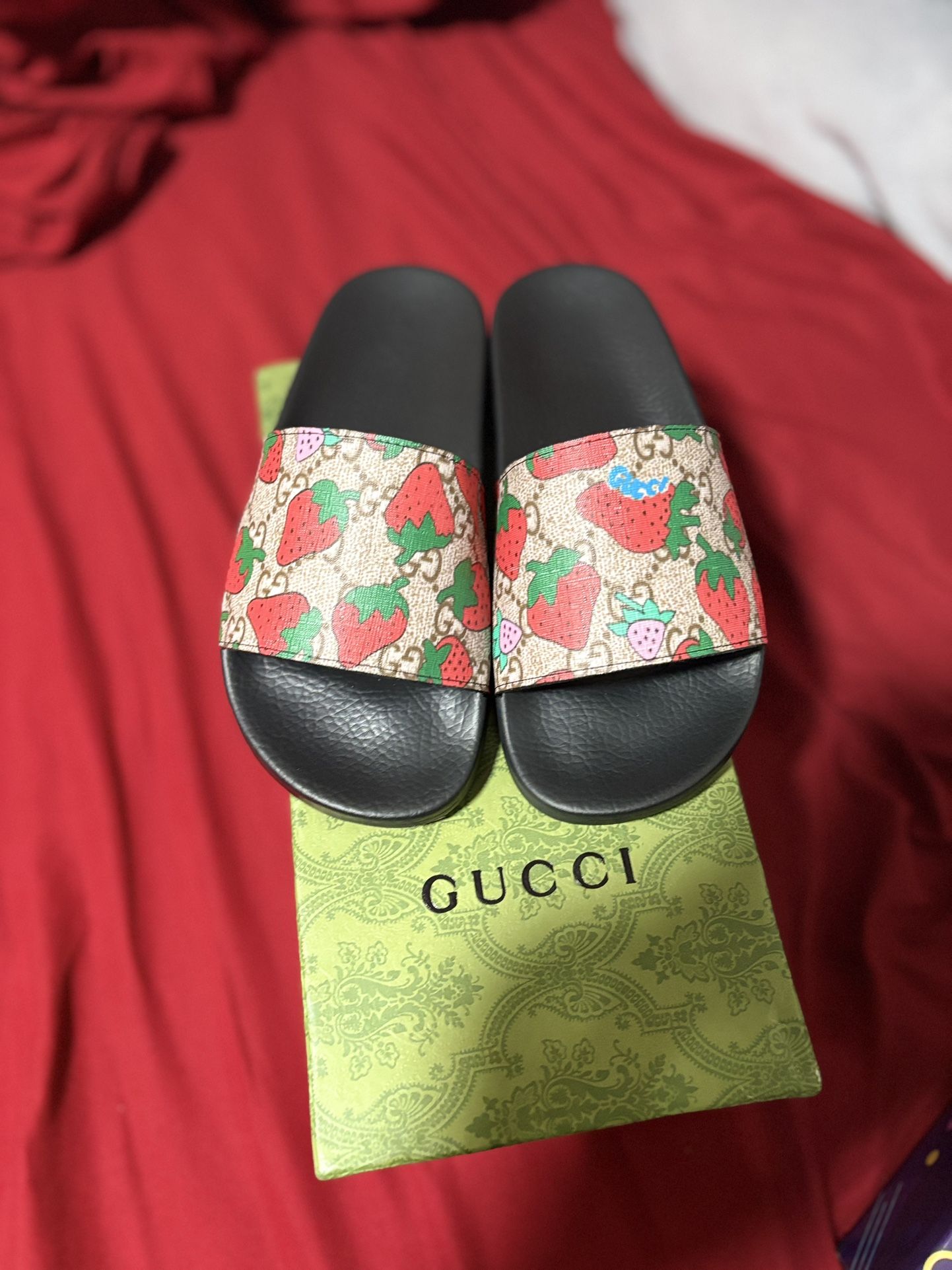 Gucci Sandals 
