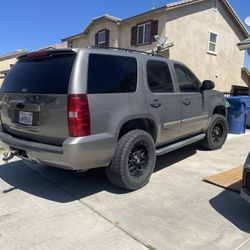 Chevy Tahoe 