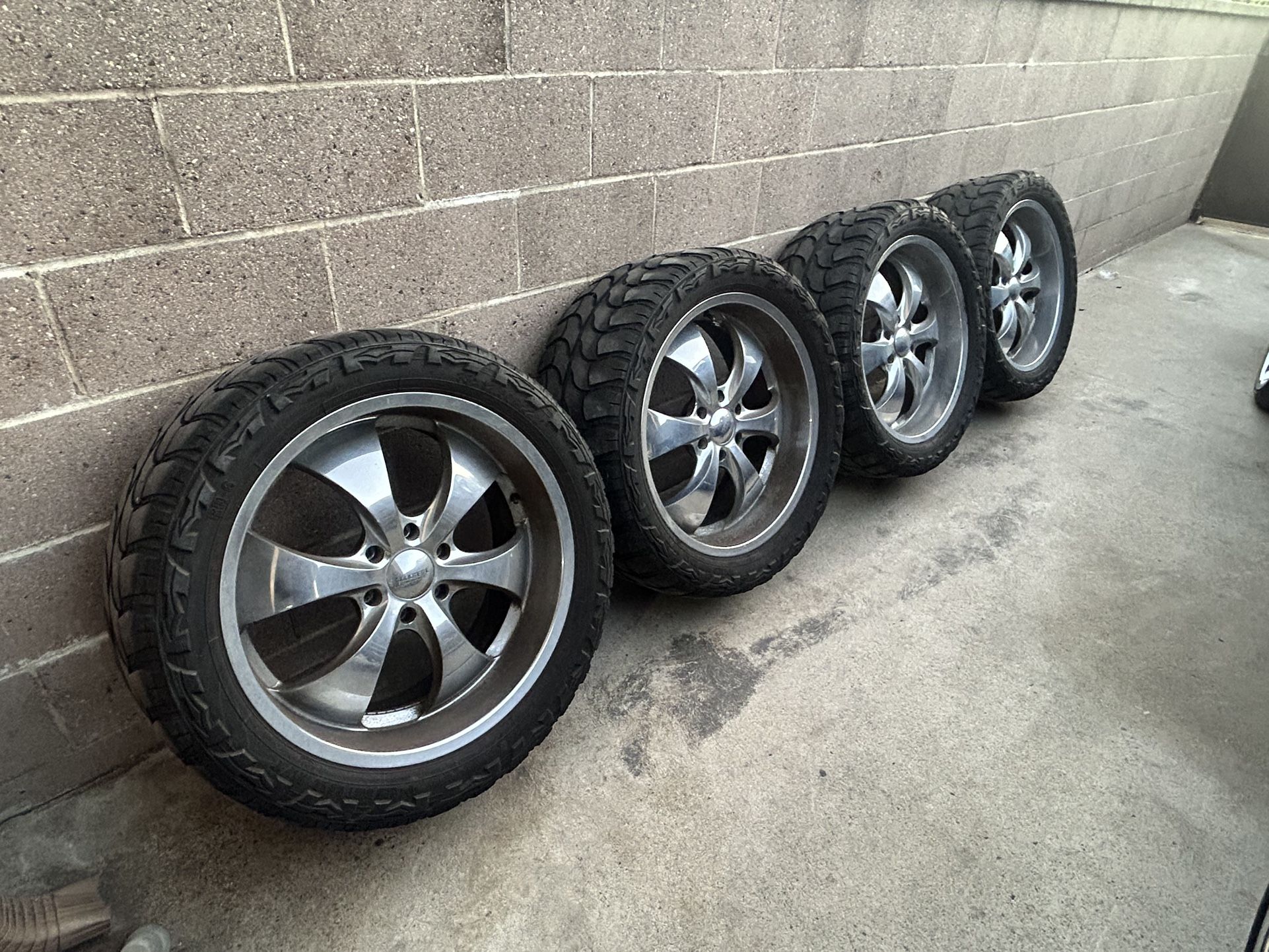 22” Rims And Tires 6 Lug Chevy