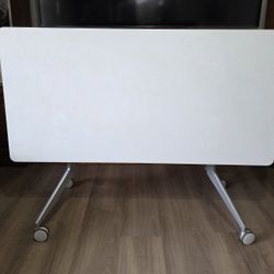 Haworth Foldable Table
