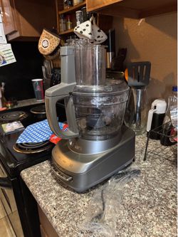 Cuisinart Core Custom 13-Cup Multifunctional Food Processor
