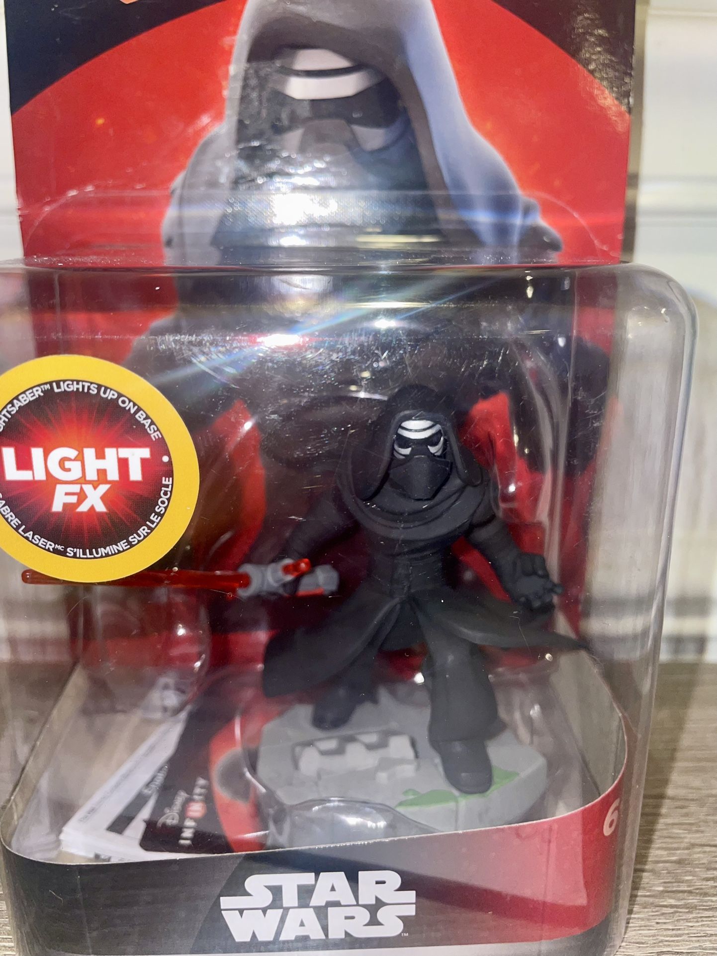 Disney Infinity 3.0 Edition Star Wars Kylo Ren Light FX Figure new Sealed
