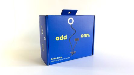 onn. Selfie Lamp with Smartphone Holder