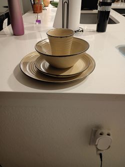Plate set
