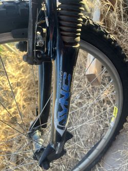 Jamis Cross Country MTB Bike