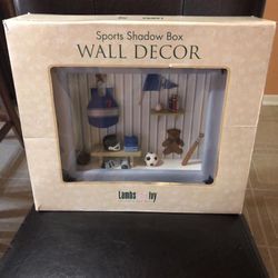 Lambs & ivy sport shadow box 3-D wall decor. brand new