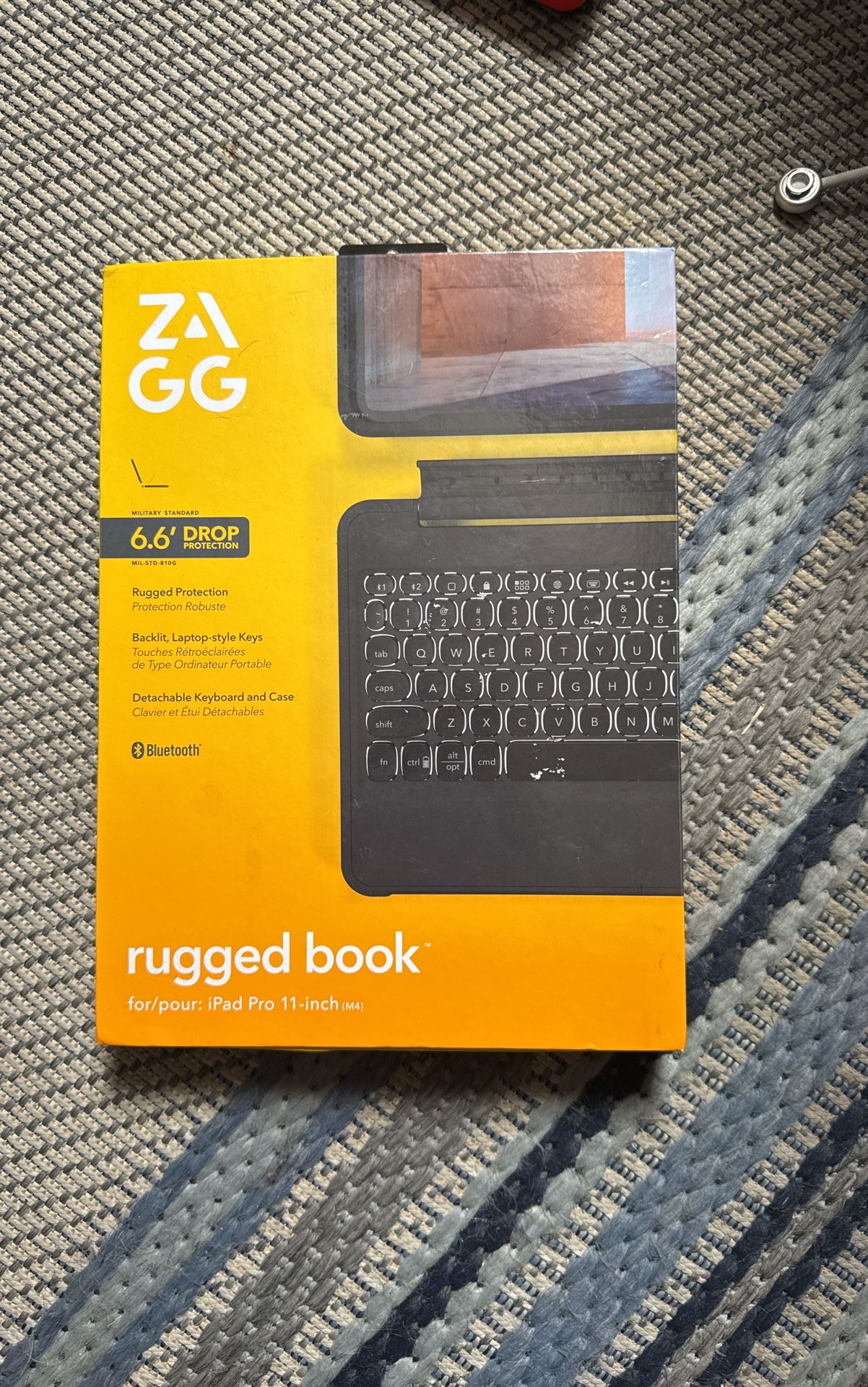 zagg heavy duty ipad pro 11” M4 keyboard