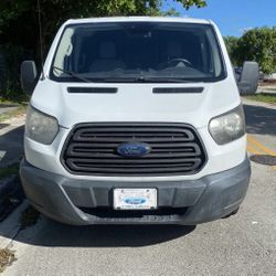 2017 Ford Transit 150 Van Low Roof 