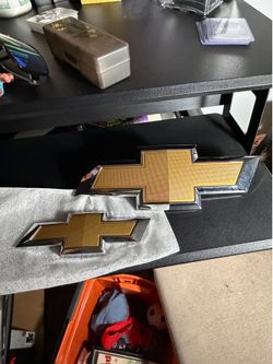 Chevrolet Bow ties