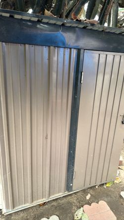 5 ft. W x 3 ft. D Outdoor Storage Brown Metal Shed with Sloping Roof and Lockable Door (14.5