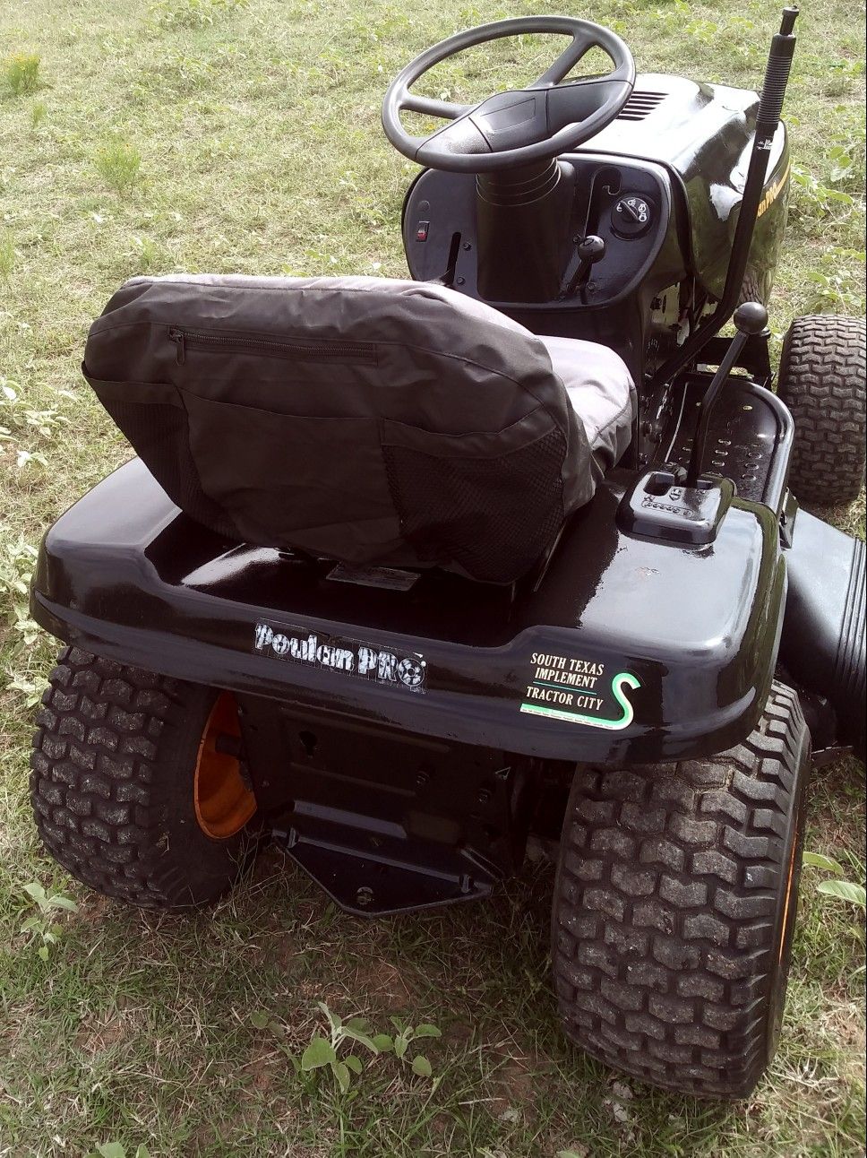Poulan Pro 300EX Riding lawn mower for Sale in San Antonio, TX OfferUp