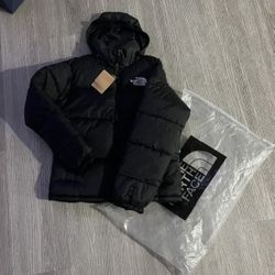North Face Black Puffer 700