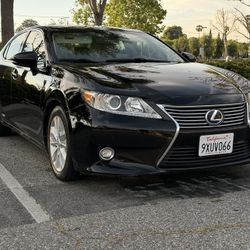 2014 Lexus ES 300h