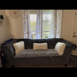 Three Couches 