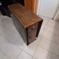 Drop Leaf Gate Leg Dining Table