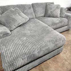 New Sectionals And Sofa Chaises