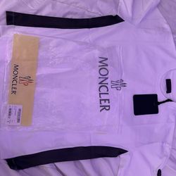 Moncler logo tee