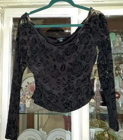 Wild Fable Black Rose Off-Shoulder Burnt Velvet Top - Size Large (L) 