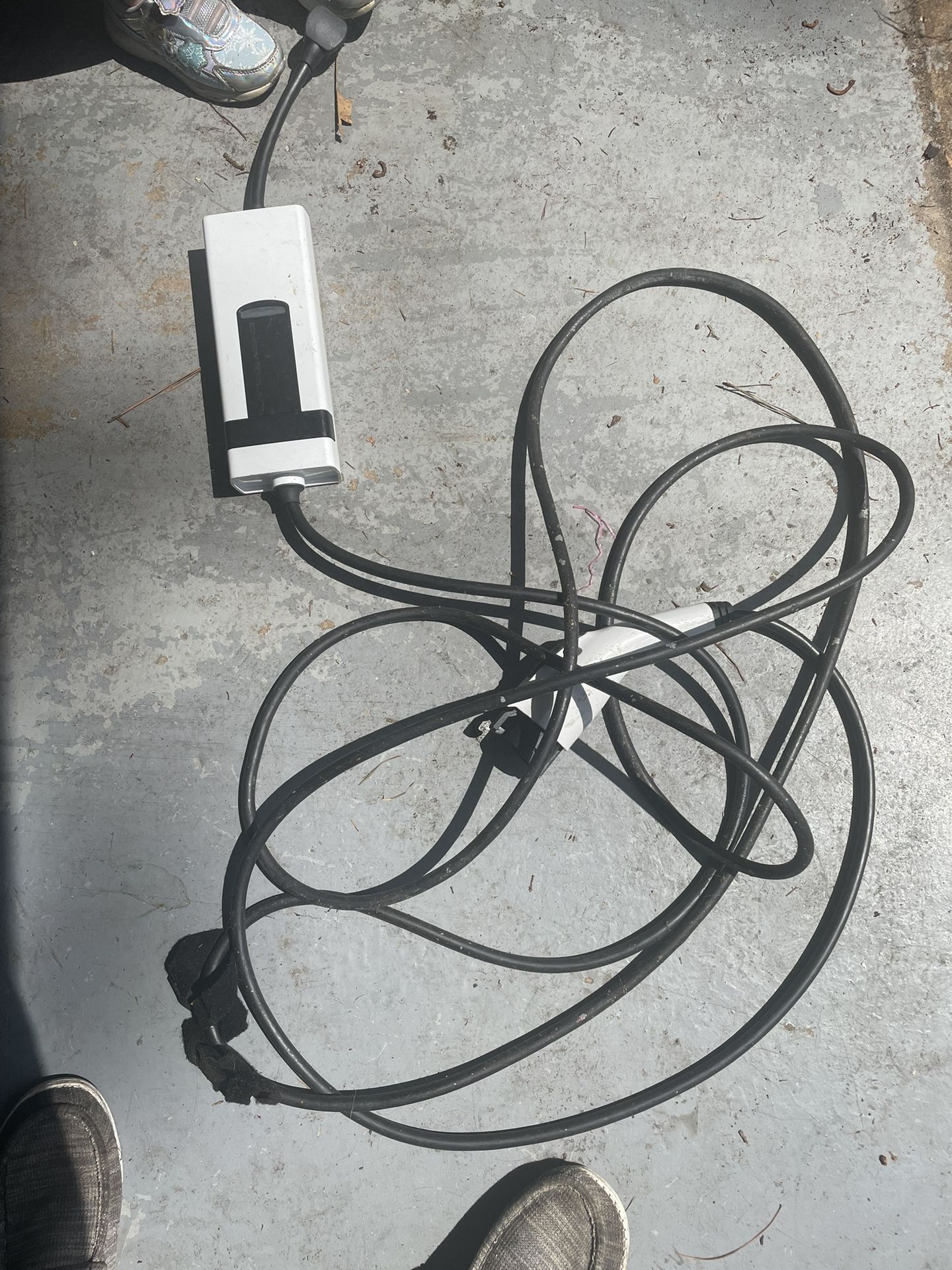 Level 1 Car Charger CCS1