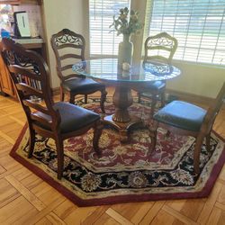 4 Dining Room Chairs