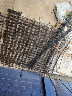 Large Black Wire outdoor fences