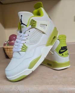 Air Jordan 4