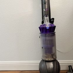 Dyson Ball Animal2 Vacuum Mint Condition