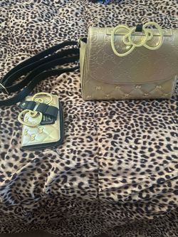 Hello kitty purse with wallet