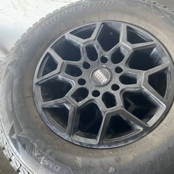 Port Sparan-Oasis W/Blizzak Tires