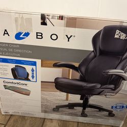 La Z boy Manager Desk Chair 