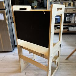 Toddler Standing Tower And Table 