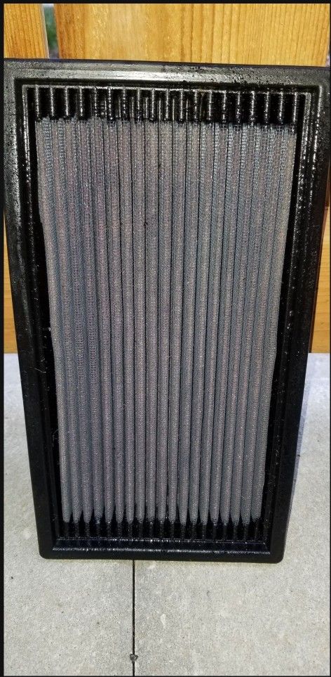 33-2024 K&N REPLACEMENT AIR FILTER Used