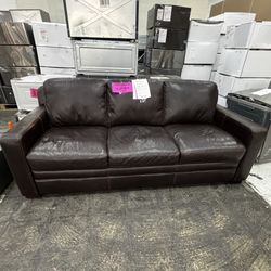 Chanton Leather Sofa In Brown 