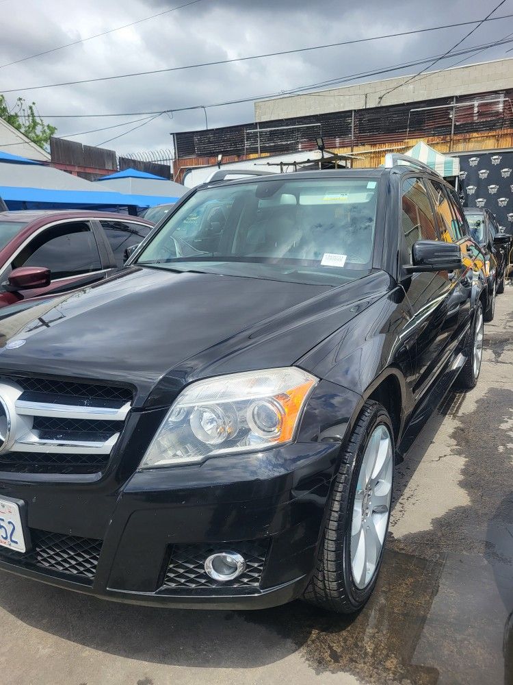 2010 Mercedes Benz Glk350