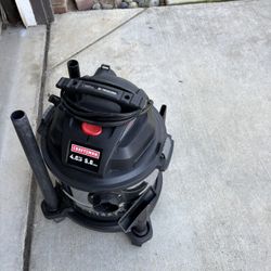 CRAFTSMAN 5-Gallon 4 HP Corded Wet/Dry Shop Vacuum