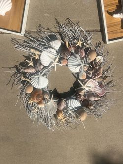 Seashell wreath