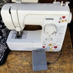 Brother Jx2517 17 Stitch Sewing Machine Serviced And Sewing  Excelent