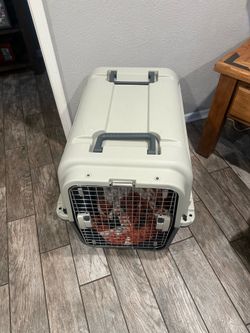 Pet crate