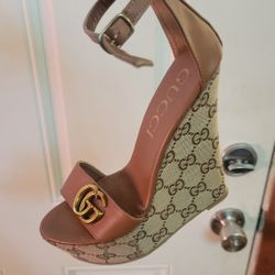 Wedges Size 6.5