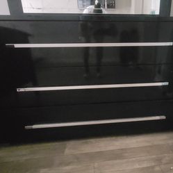 Black Dresser With Mirror And Night Stand