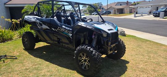 Kawasaki Teryx KRX4 Side-by-Side UTV