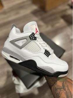 Air Jordan 4 retro size 8.5,10,13