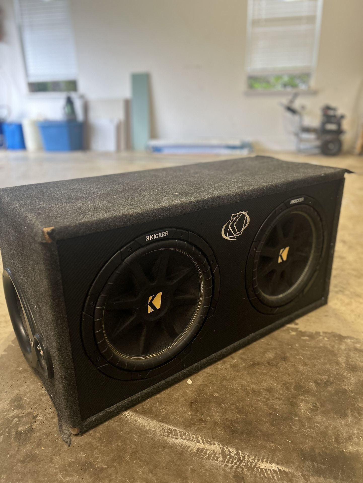 Kicker Dual Subwoofer Box